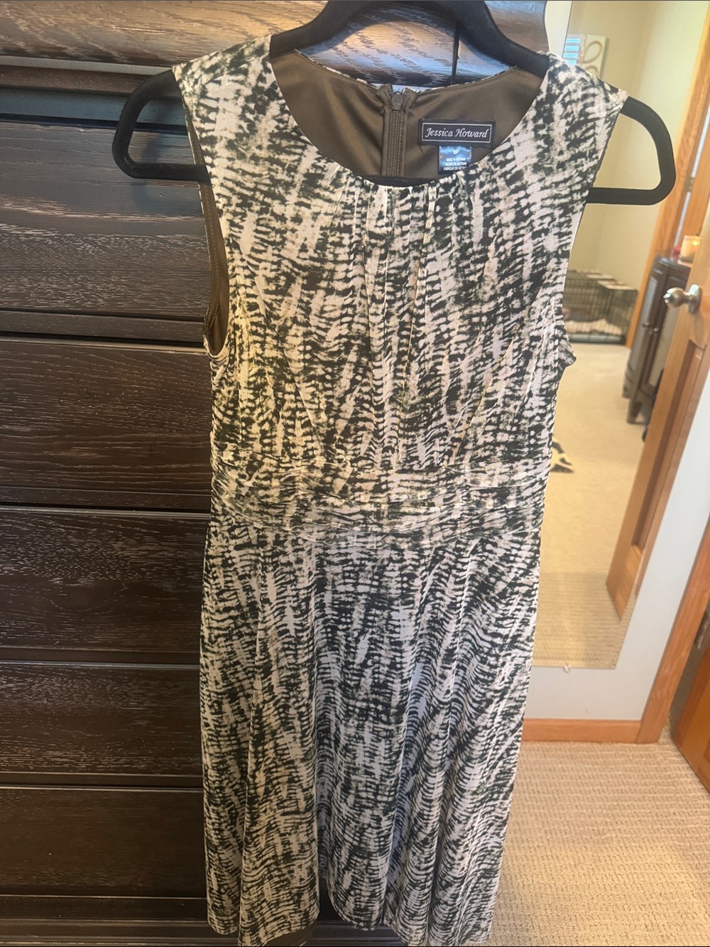 Jessica Howard 6P Dark Green and Cream Textured Print Midi Dress
